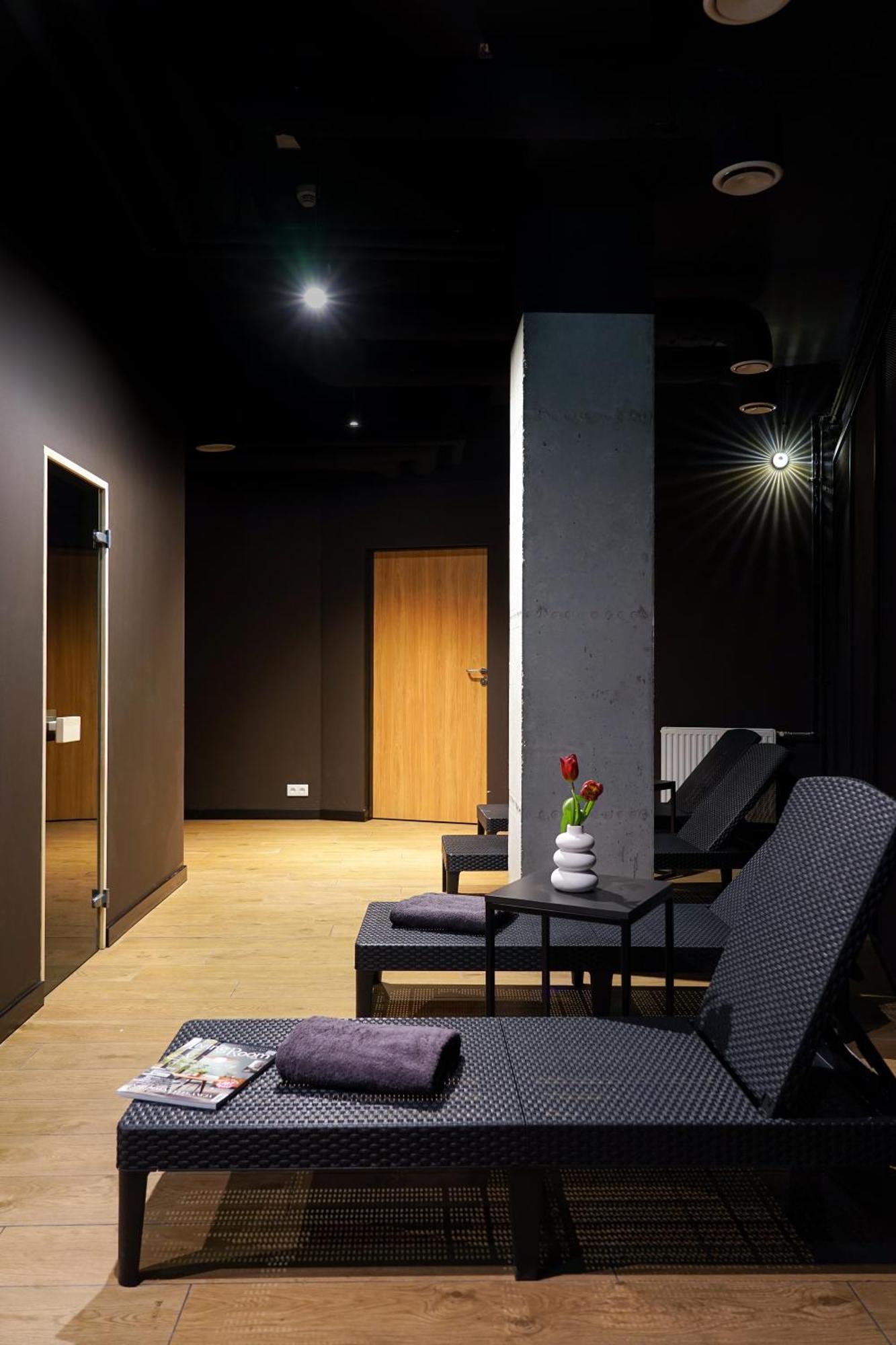 Aparthotel Easy One Premium Art Krakau Exterior foto